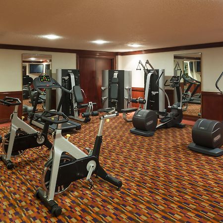 Real Inn Tijuana By Camino Real Hoteles Dış mekan fotoğraf The gym at the hotel