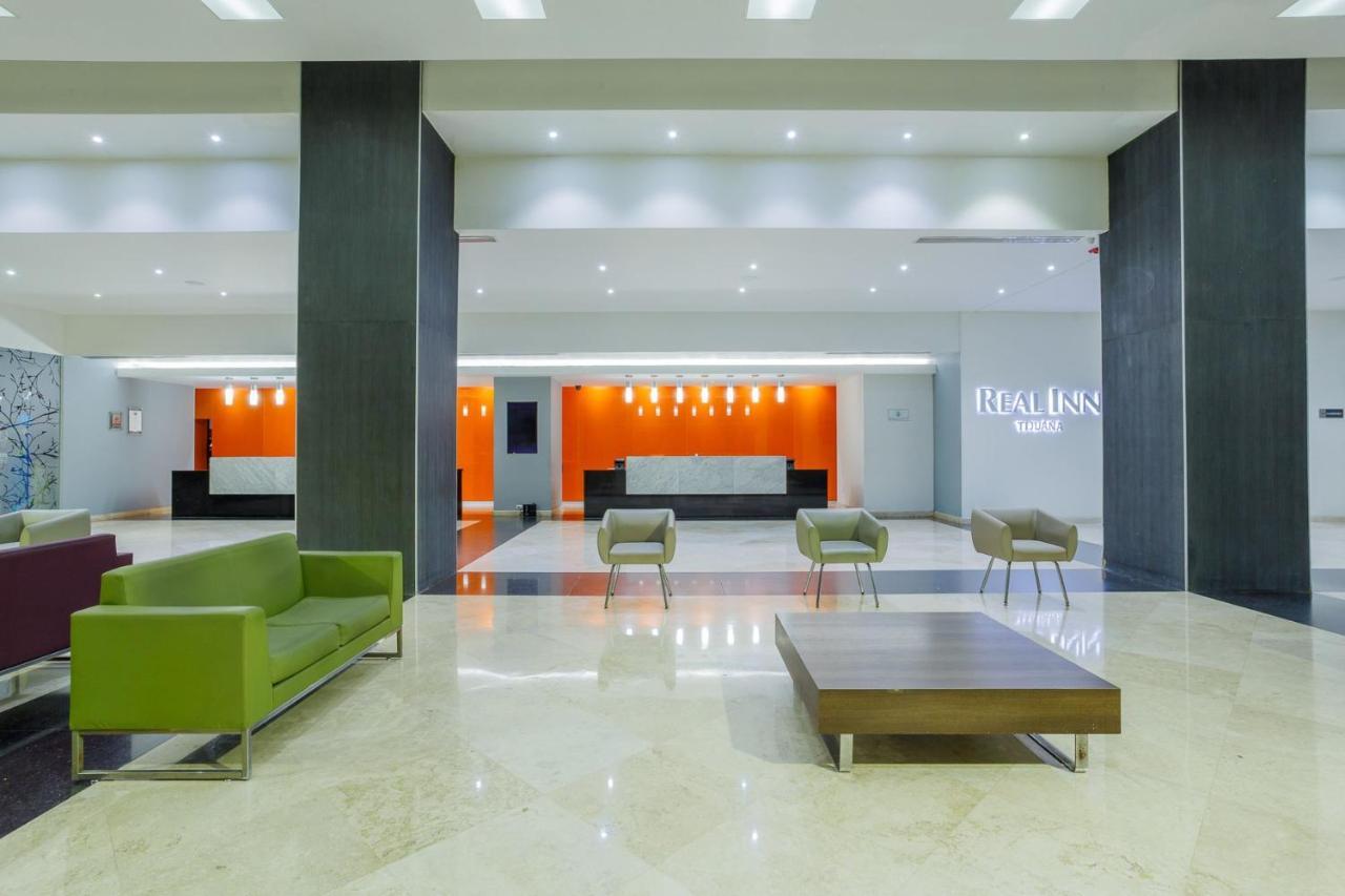 Real Inn Tijuana By Camino Real Hoteles Dış mekan fotoğraf Lobby of the hotel