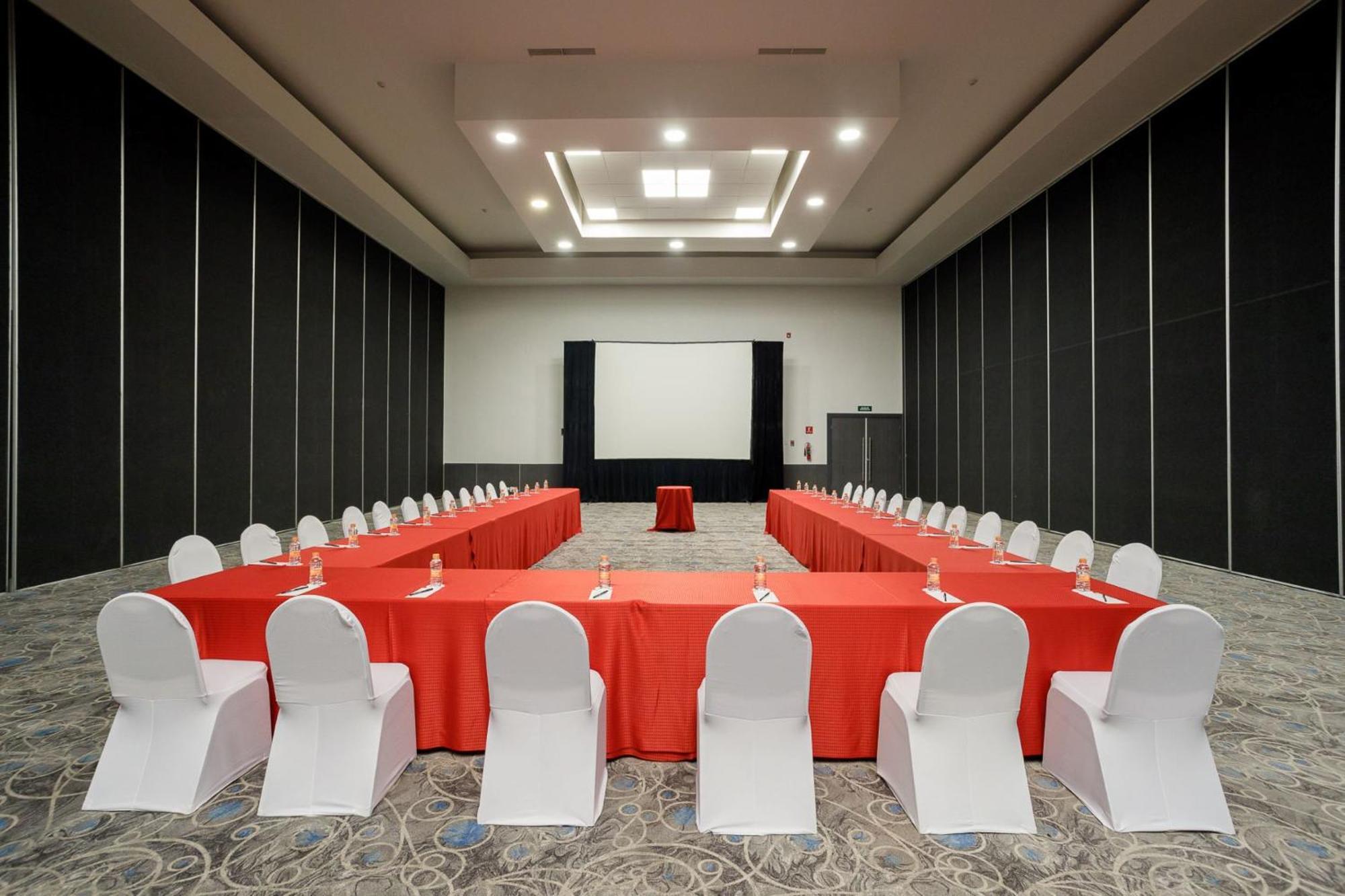 Real Inn Tijuana By Camino Real Hoteles Dış mekan fotoğraf Meeting room